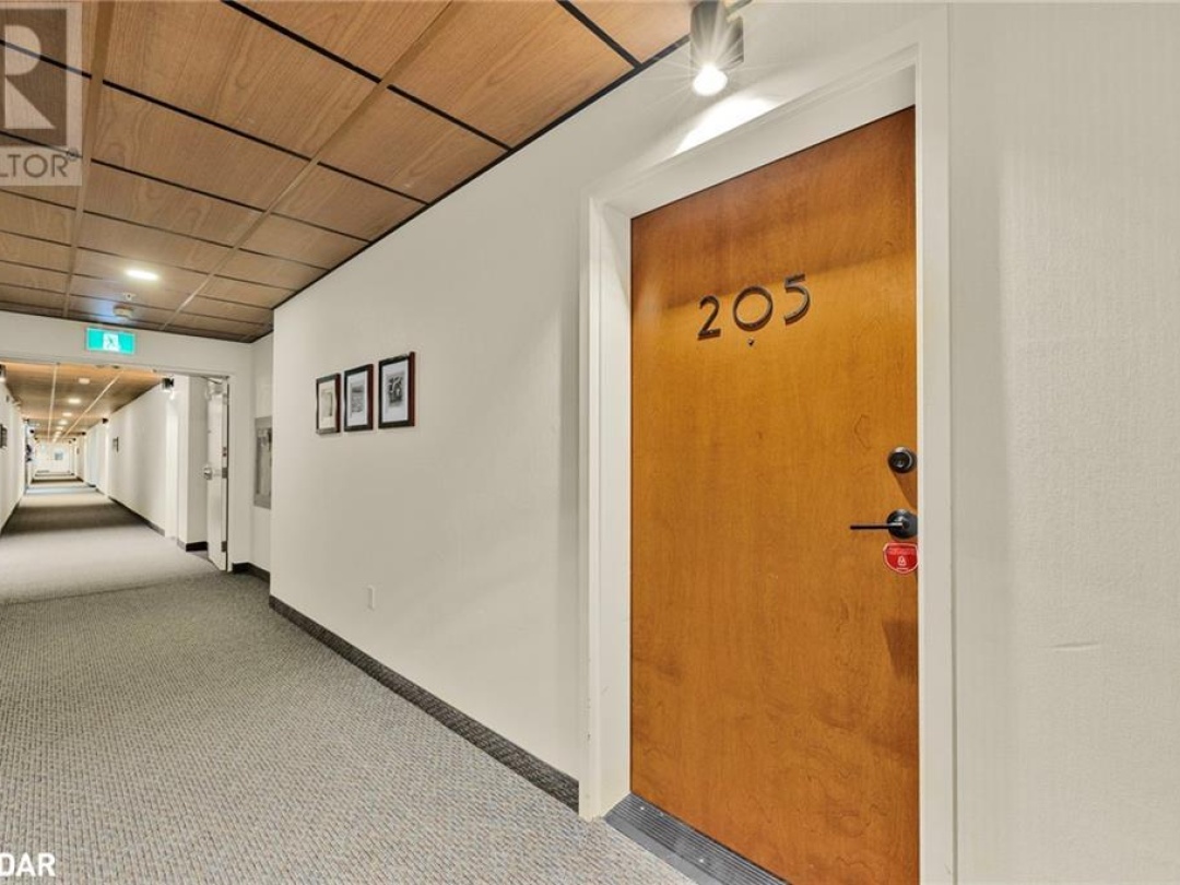 720 YONGE Street Unit# 205, 