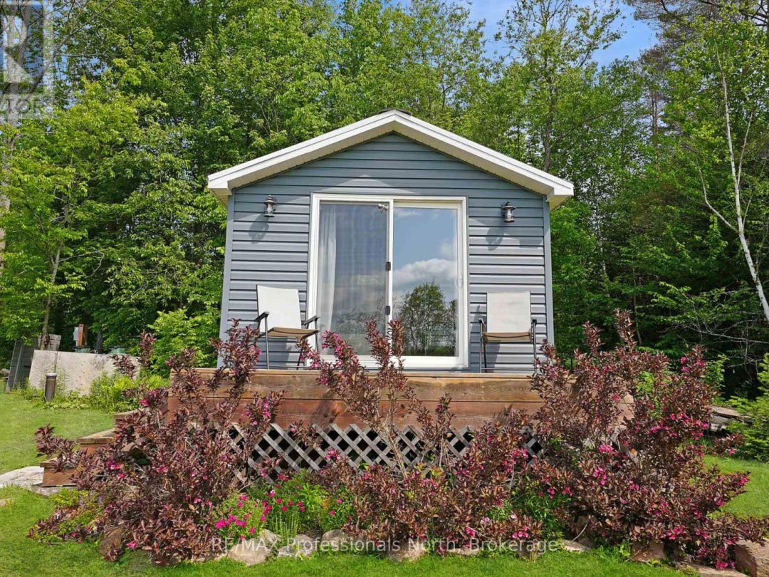 1049 TWIN ROCKS LANE, 