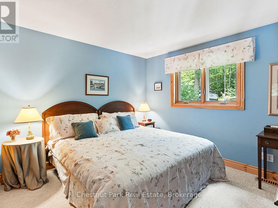 1669 NEWTON STREET, Redstone Lake