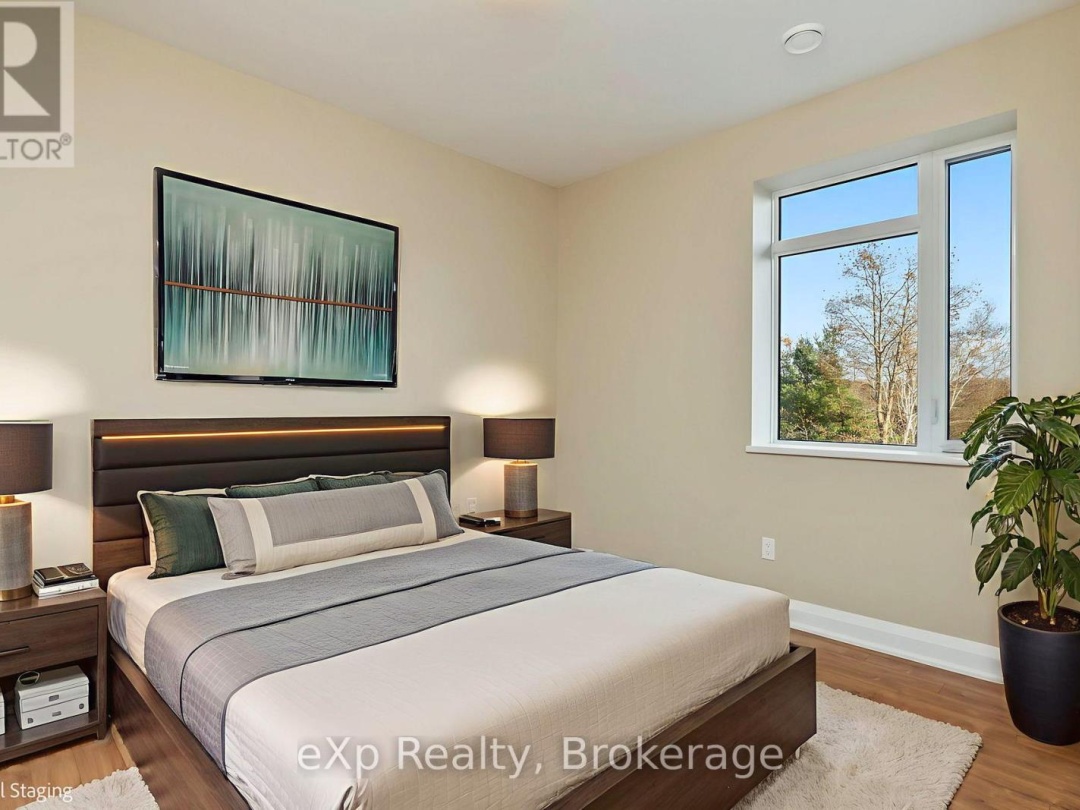 308 - 20D SILVER BIRCH COURT, 