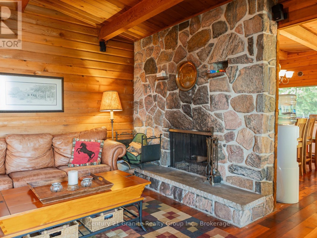 118 Griffin Drive, Four Mile Lake