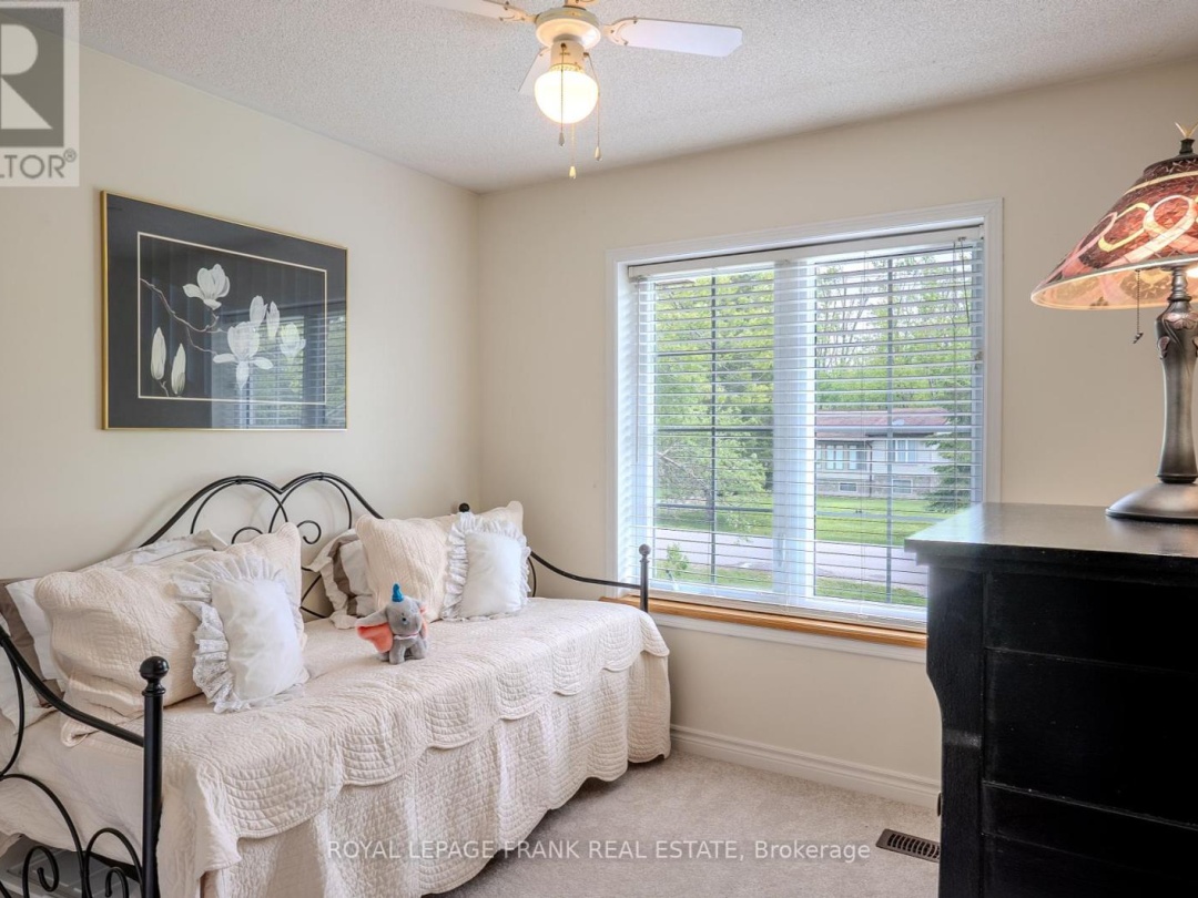 97 Pirates Glen Drive, Pigeon Lake