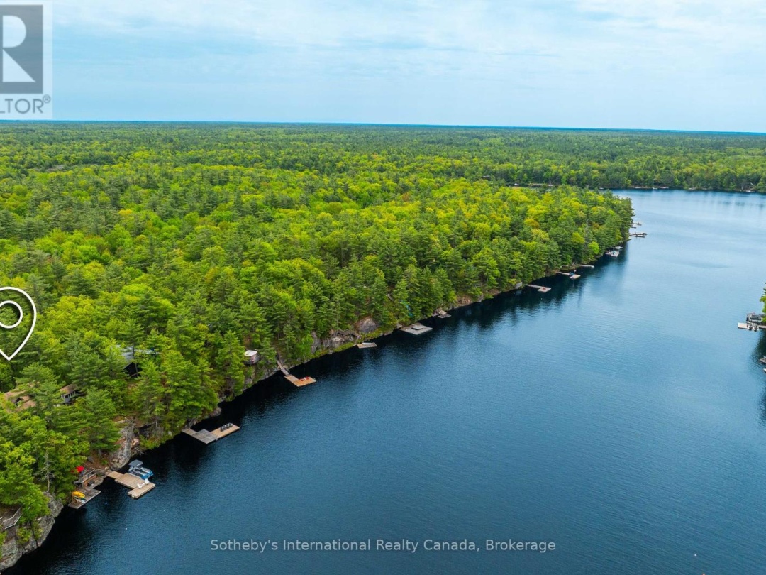 5760 Kahshe Lake, Kahshe Lake