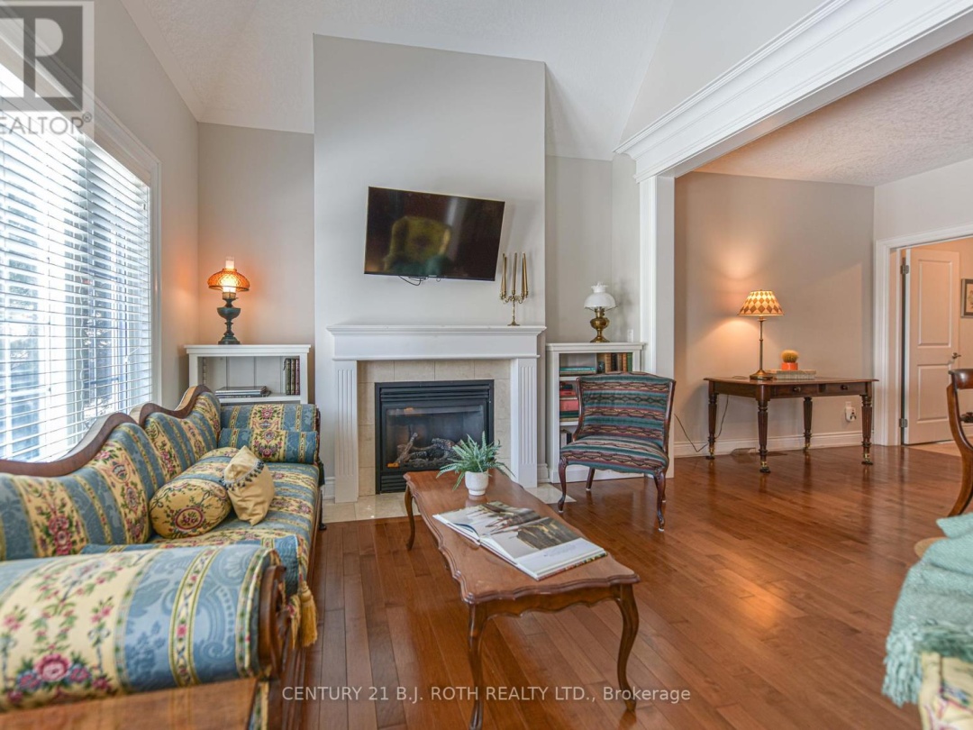 15 - 5 INVERMARA COURT, Lake Simcoe