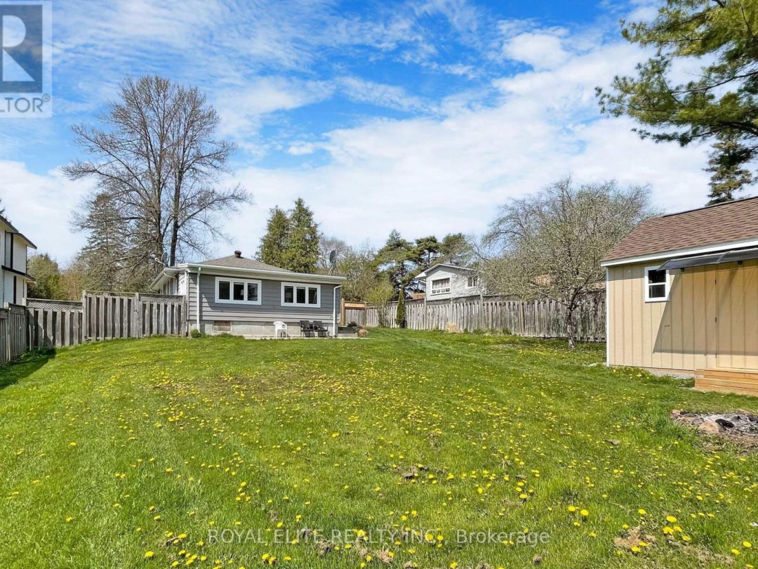 3965 HILLTOP ROAD, 