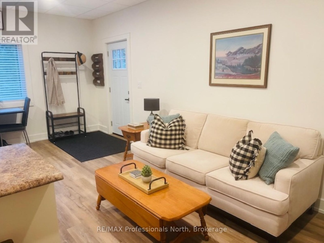 1086 STOTHART CREEK ROAD, 
