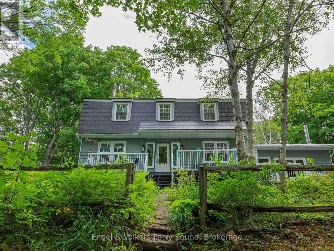 6 HARMONY LANE, 