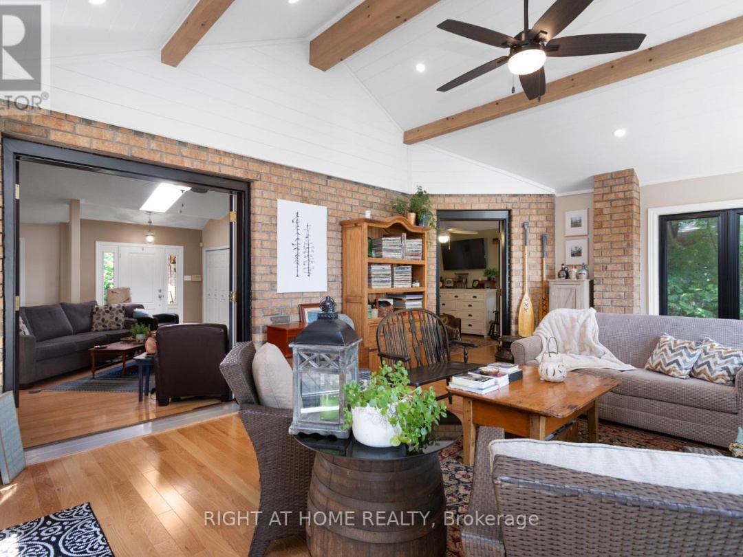 60 Mcgregor Drive, Pigeon Lake