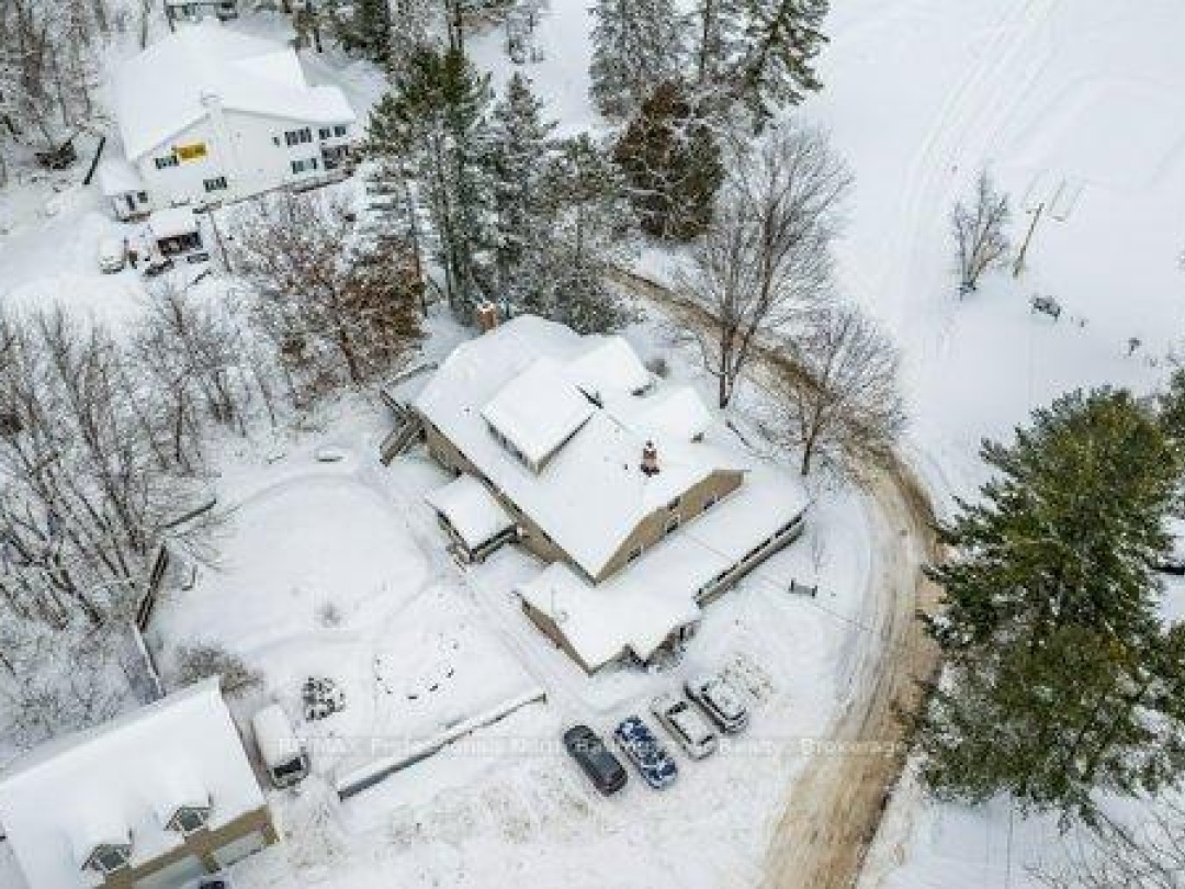 Unit 1 2029 Little Hawk Lake Road, Little Hawk Lake