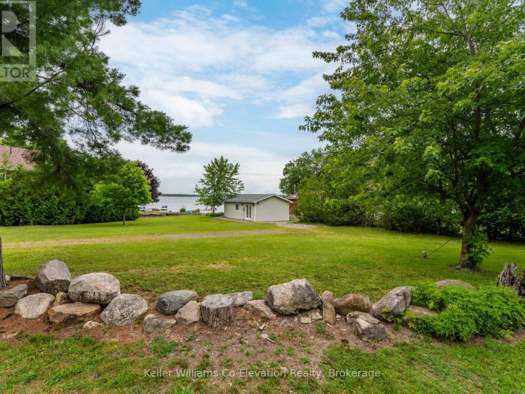220 ROBIN'S POINT ROAD, 