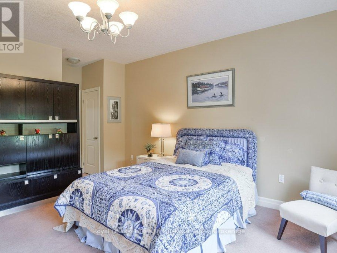 12 PHEASANT RUN, 