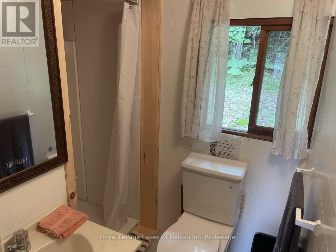 1059 Pleasant Point Road, Twelve Mile Lake