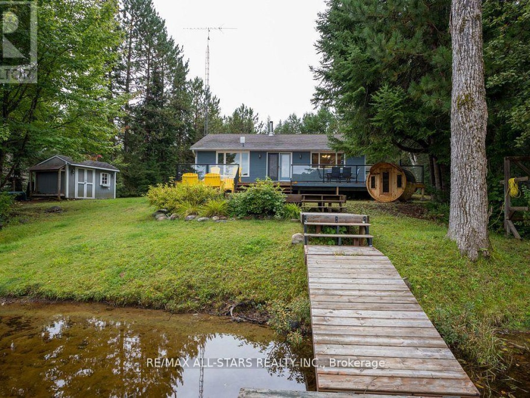 1086 Cameron Lane, Little Cameron Lake