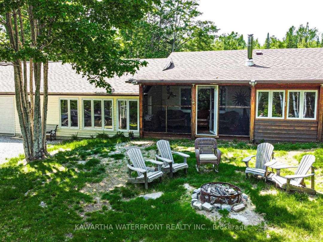 1170 ENGLISH CIRCLE, 