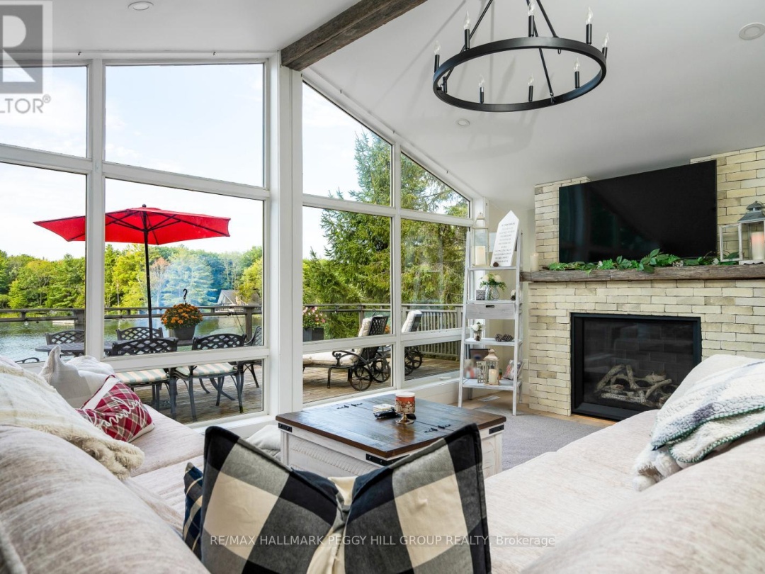 3352 Russell Drive, Gloucester Pool