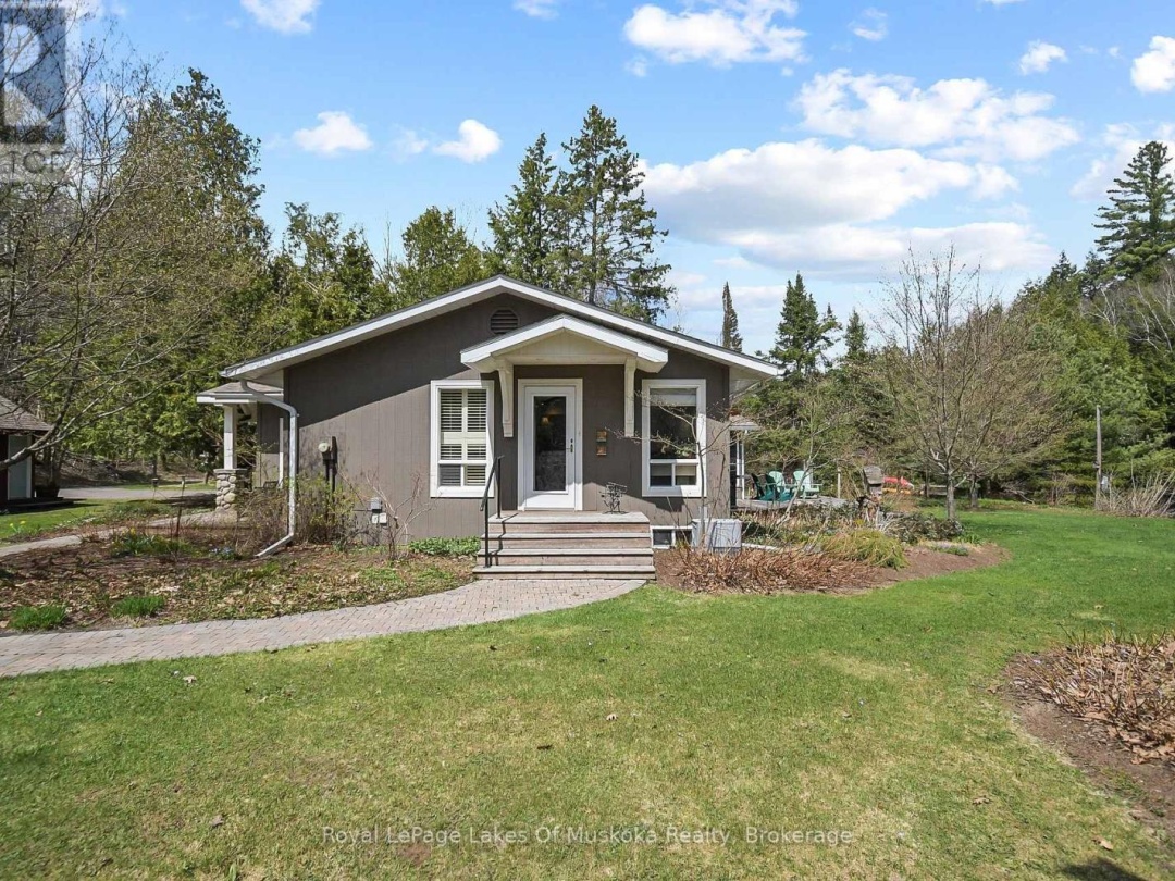 9 Summer Lane, Lake Muskoka