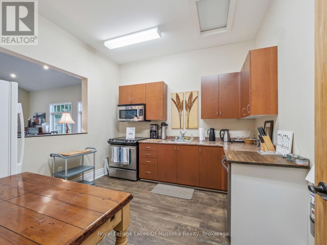 203 - 391B MANITOBA STREET, 