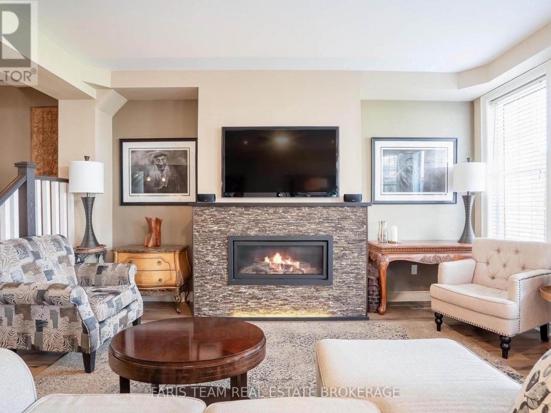 192 WYCLIFFE COVE, 