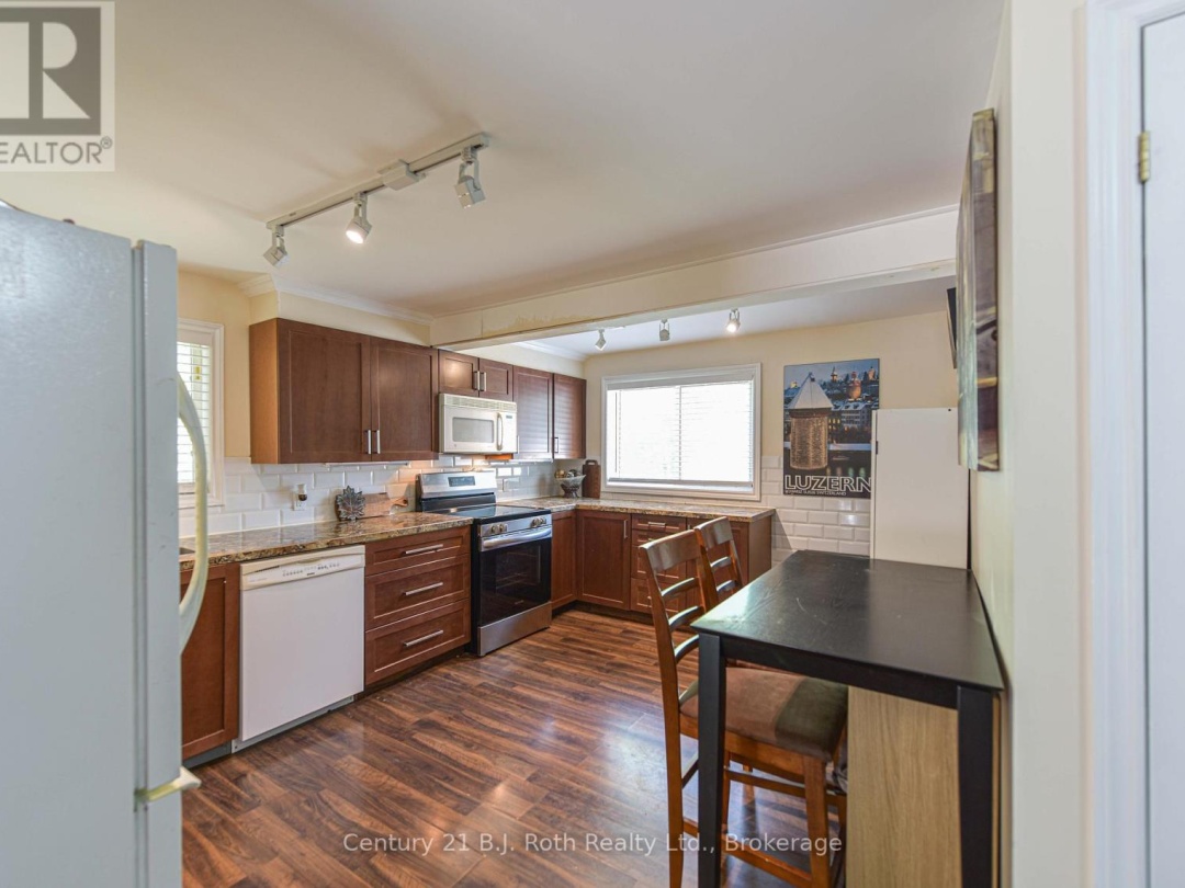 3306 KNIGHT AVENUE, 