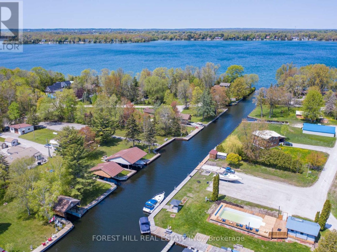 4099 GLEN CEDAR DRIVE, Lake Simcoe