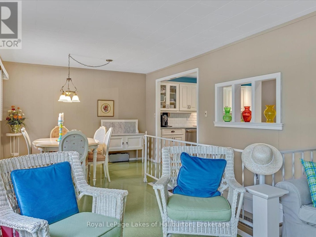 1093 LAMAR DRIVE, 