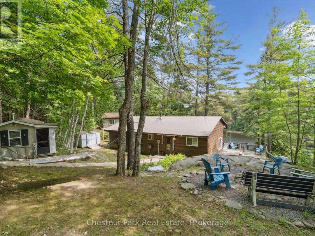 1082 MAPLEWOOD ROAD E, 