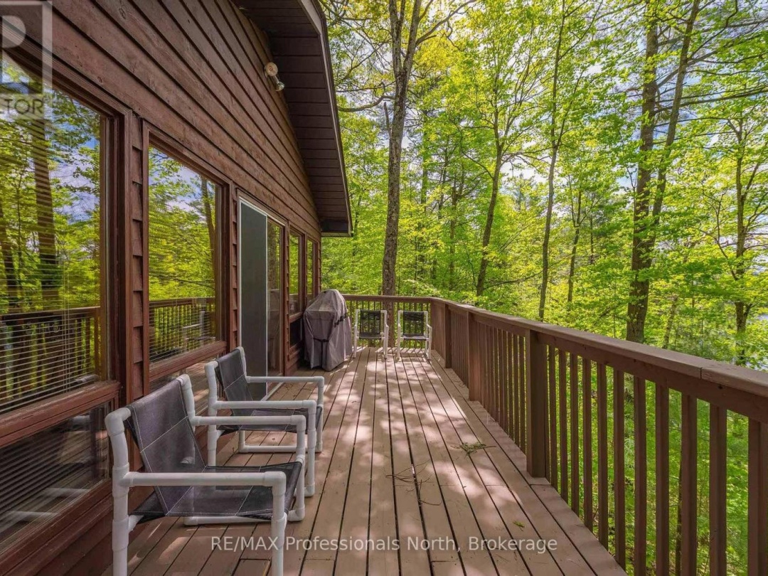 1023 Maiden Trail, Bob Lake