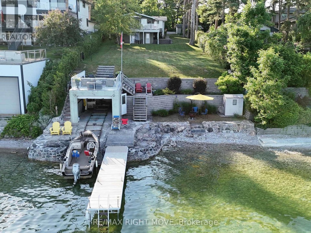 1185 WOODLAND DRIVE, 