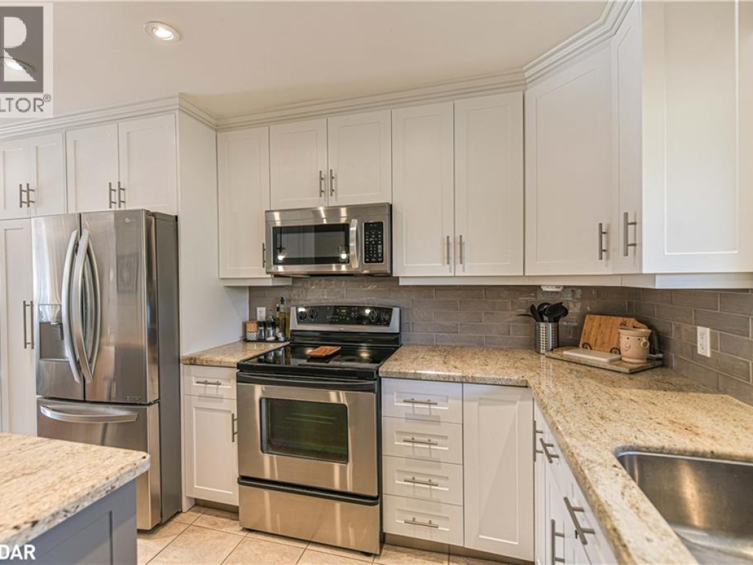 8222 COUNTY RD 169 Road, 