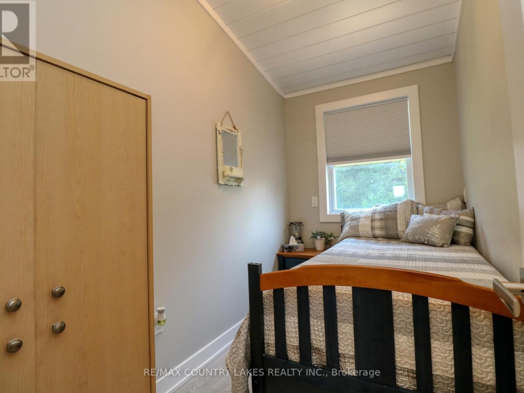 104 THE STEPS ROAD, 