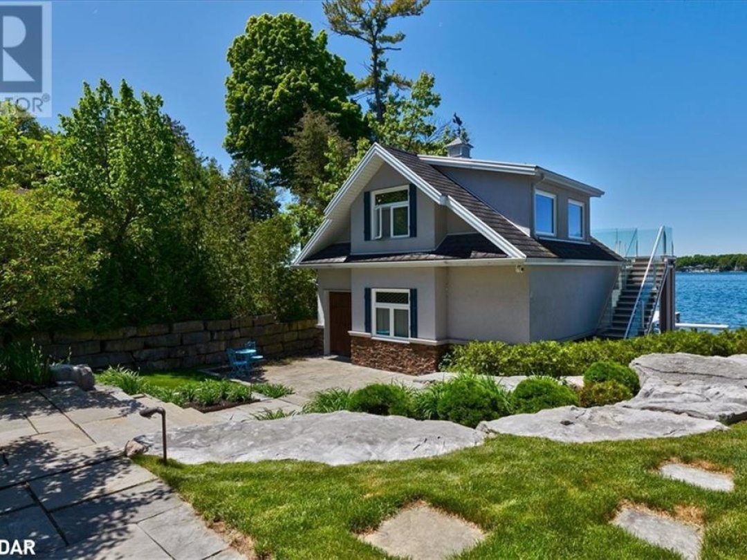 153 Creighton Street S, Lake Simcoe
