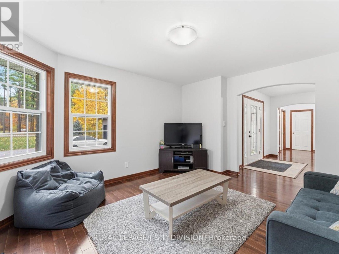 2925 PINECONE TRAIL, 