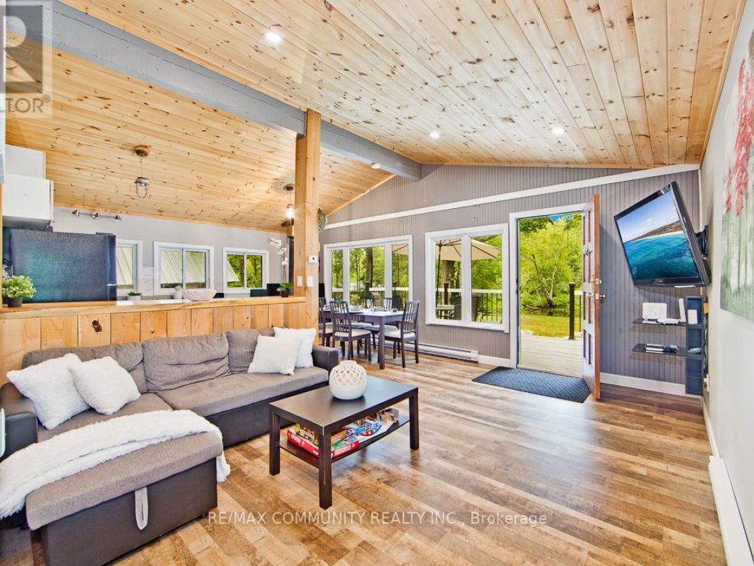 6605 PIONEER VILLAGE LANE, 