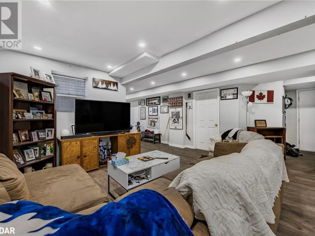3160 Emperor Drive, Orillia