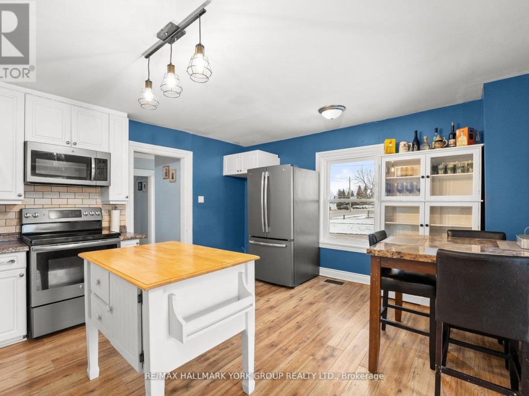 397 Mara Road, Lake Simcoe