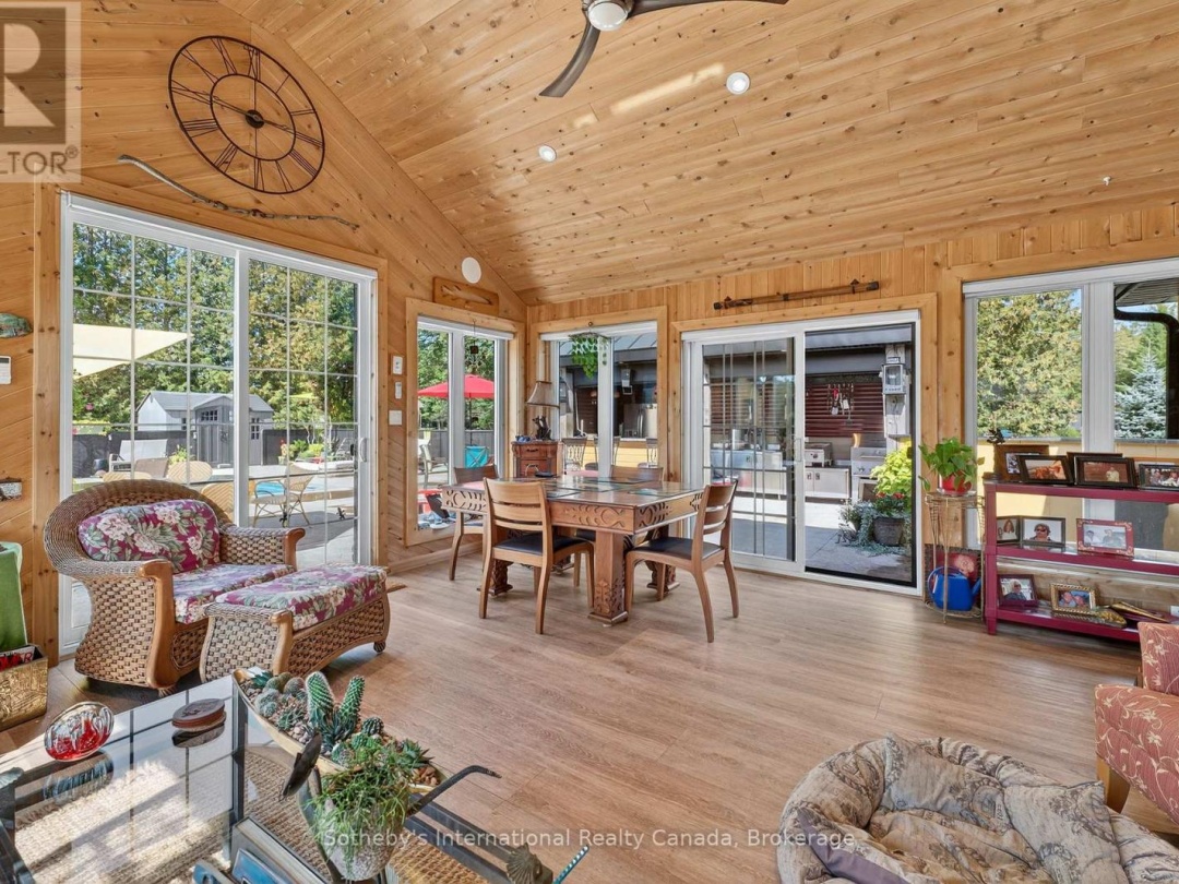 1082 BEAUMONT FARM ROAD, 