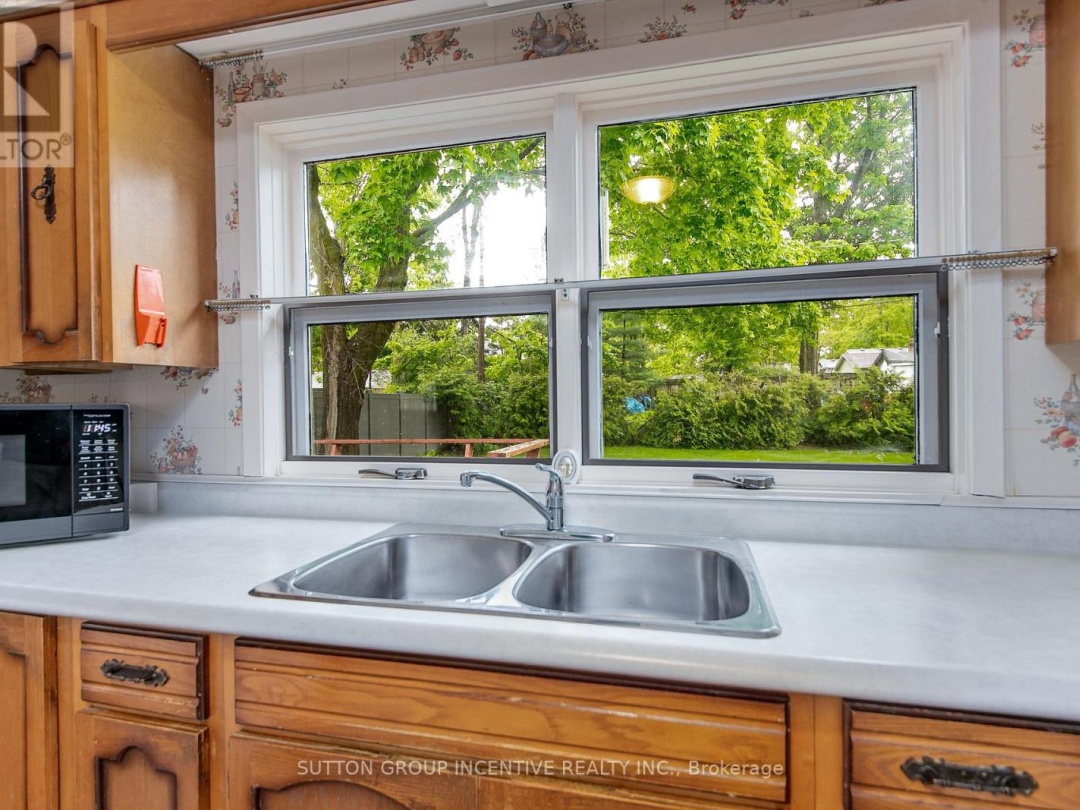 56 Dalton Crescent S, Orillia