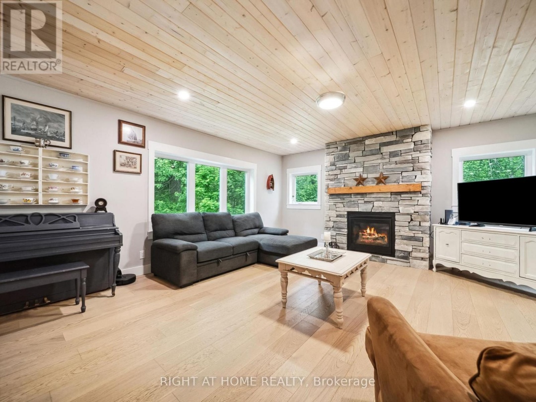 4098 CAMBRIAN ROAD, 