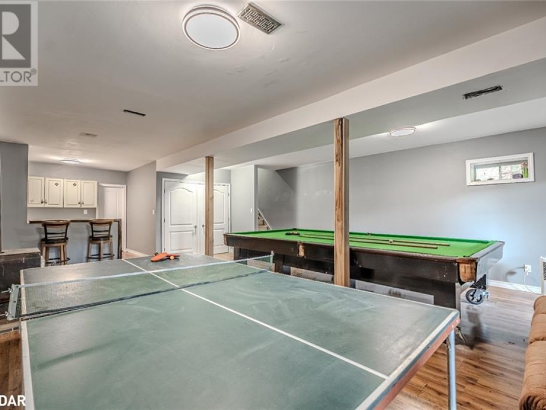 4 Clover Court, Crego Lake