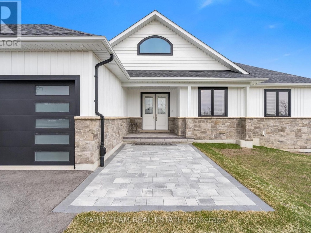 5 Breanna Boulevard, Oro-Medonte (Prices Corners)