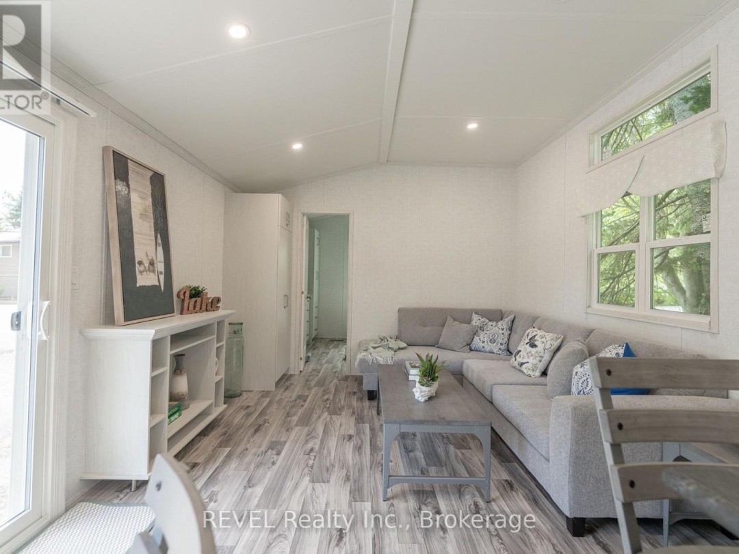 B56 - 85 HUTCHINSON BEACH ROAD, Deer Lake