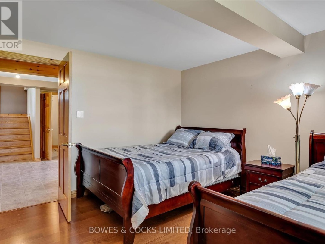 240 Lakeshore Drive, Pigeon Lake