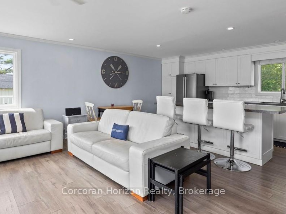 64 Wolverine Beach Road, Georgian Bay