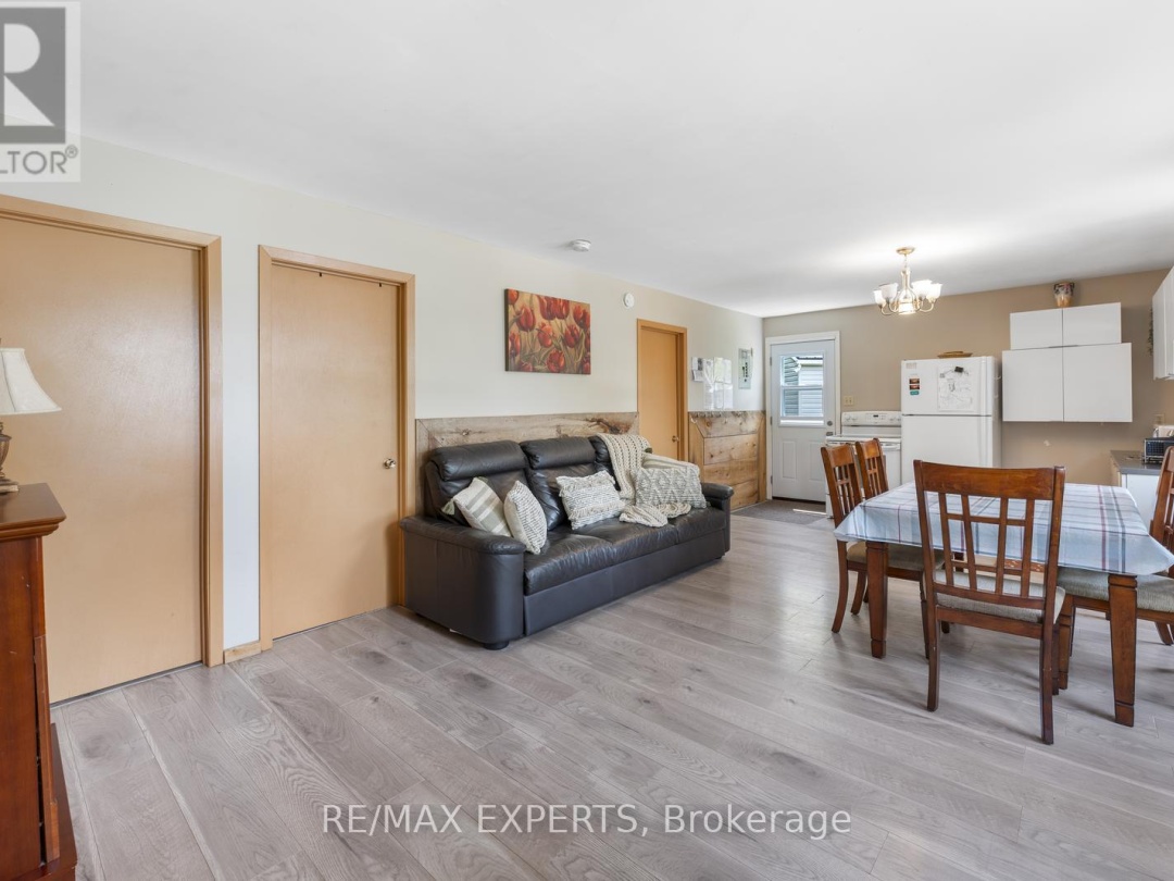 18 - 230-232 LAKE DALRYMPLE ROAD, 