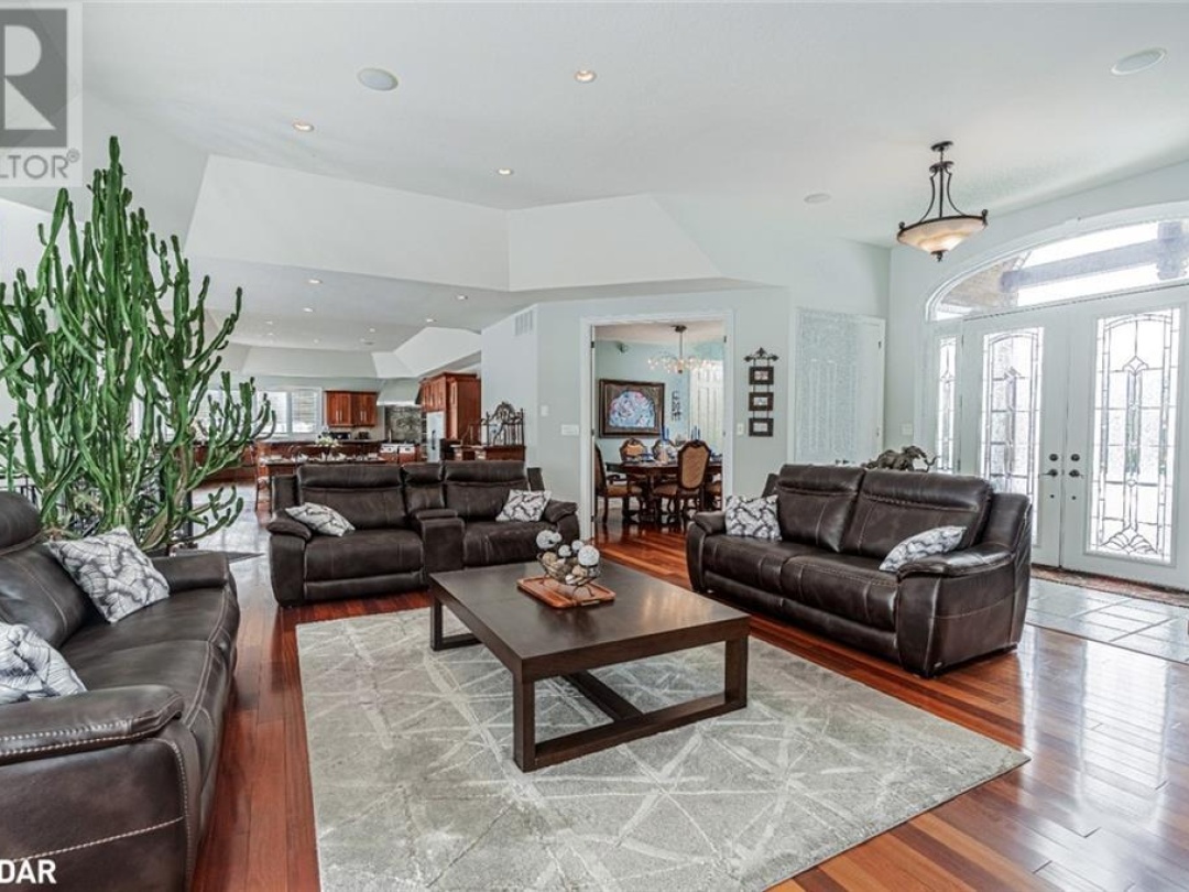 1372 Division Road East, Pond 