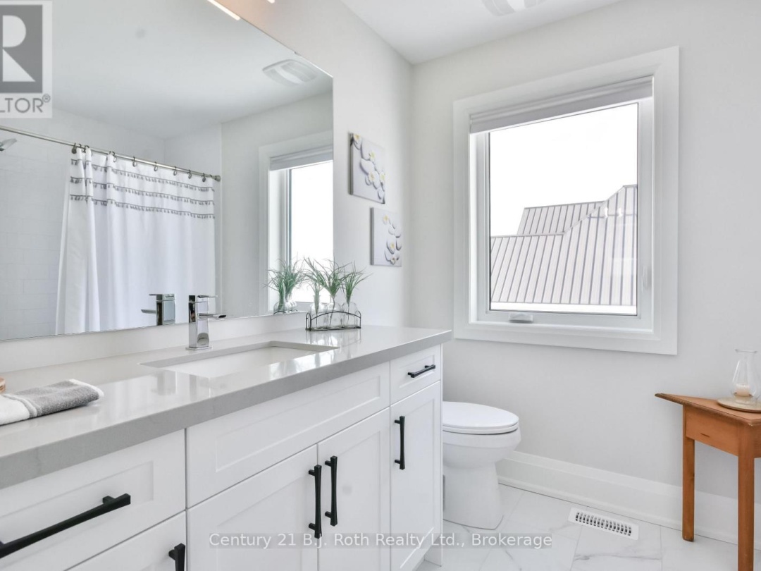 27 53 Dock Lane, Georgian Bay