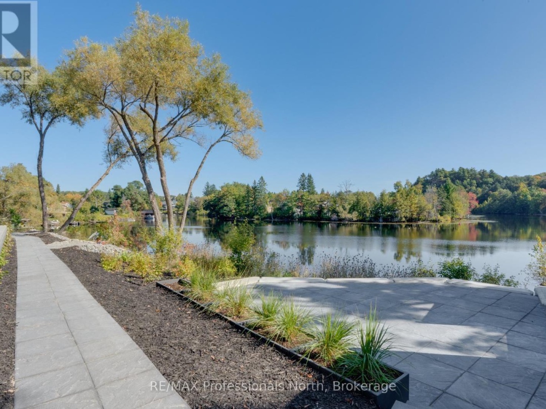 201 - 32 BRUNEL ROAD, 