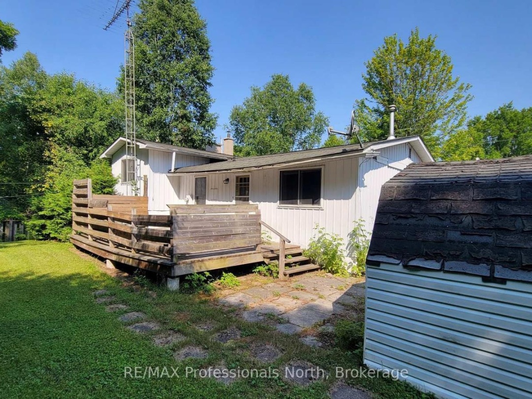 21 MEADOW PARK DRIVE, 