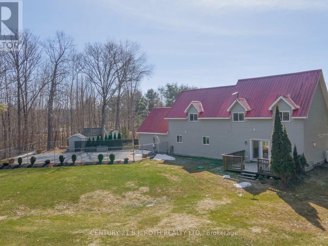1572 Laughlin Falls Road, Severn