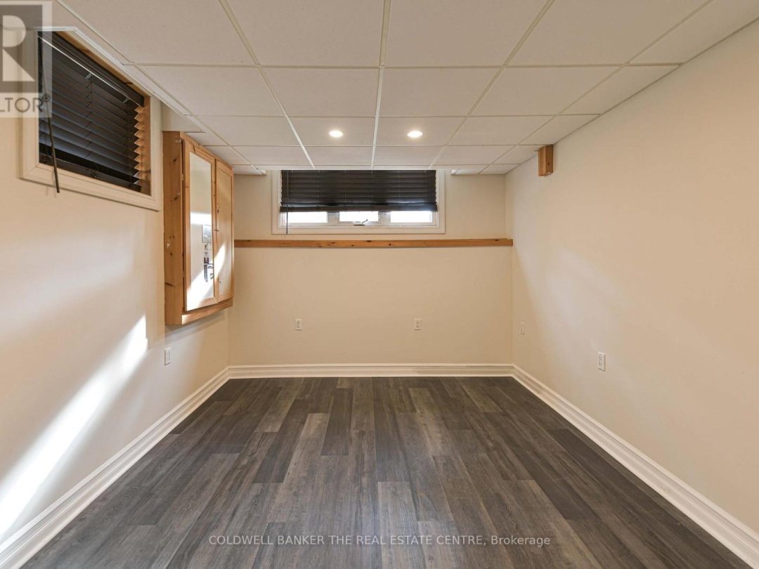 1670 FAIRGROUNDS ROAD, 